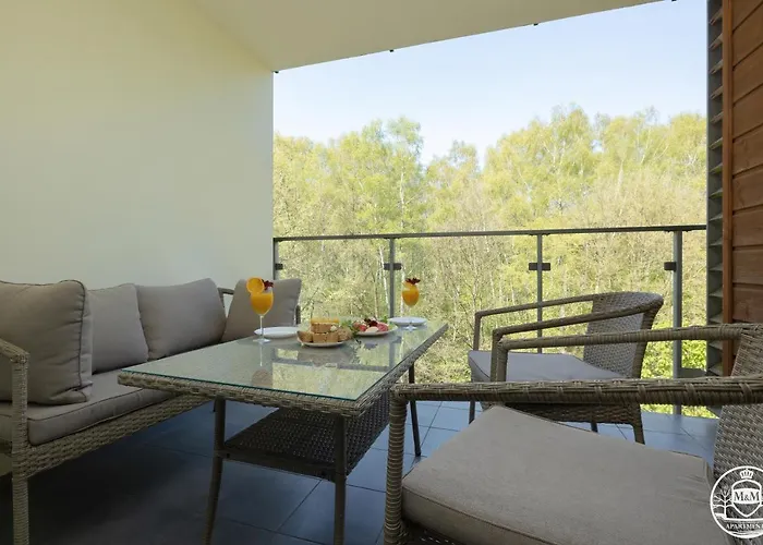 Polanki- M&m, Natura アパート *