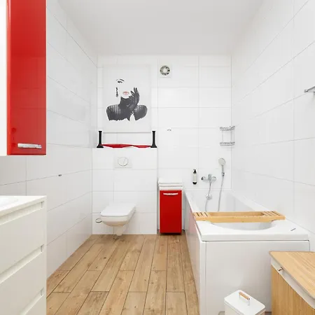 Polanki- M&m, Natura קולובז'ג